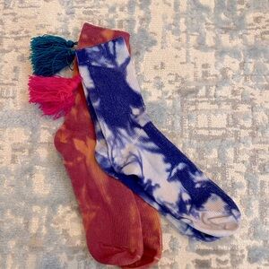 Tie-dye tassel socks